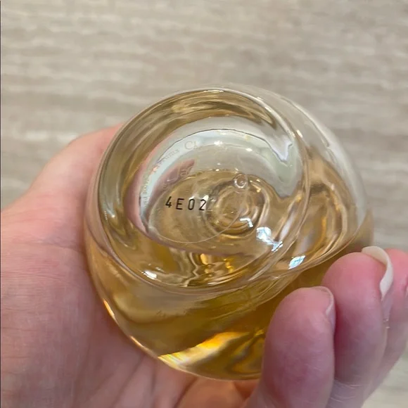 CHRISTIAN DIOR J'adore Eau de Parfum 100ml/ 3.4 Oz - Picture 5 of 6